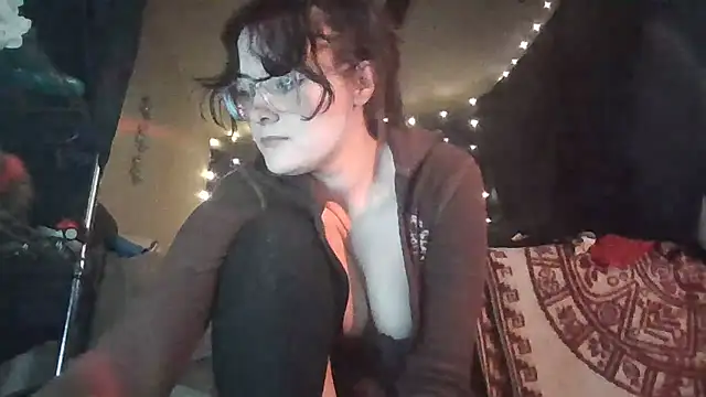 EyaDivine1 online show from 19, 1, 2025