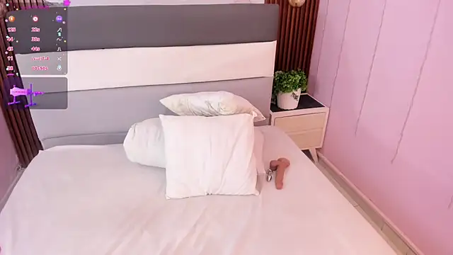 ETHANLOVE1 online show from 5, 3, 2026