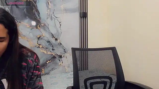 Rubi 30 online show from 27, 11, 2025