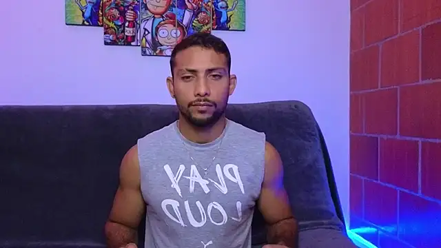 catalina y tylerjhons online show from 5, 1, 2025