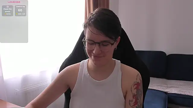 Snapshot of JessieFlower chatting on 19, 4, 2026 JessieFlower online show from 19, 4, 2026