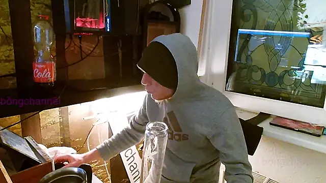 BongChannel online show from 2, 1, 2025