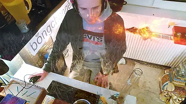 BongChannel online show from 1, 2, 2025