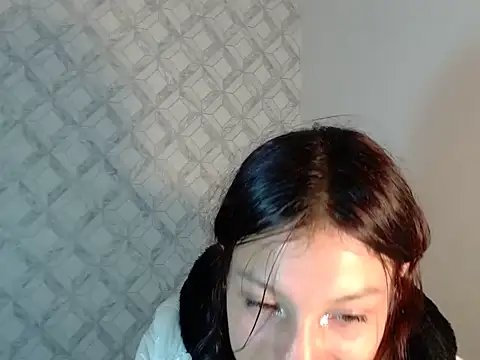 Snapshot of Emma-Wilson chatting on 7, 3, 2026 Emma-Wilson online show from 7, 3, 2026