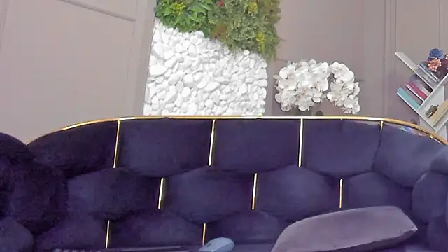 Snapshot of Deliciouslips chatting on 17, 4, 2026 Deliciouslips online show from 17, 4, 2026