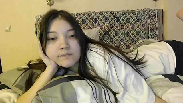 Snapshot of AlisaDevis chatting on 15, 12, 2024 AlisaDevis online show from 15, 12, 2024