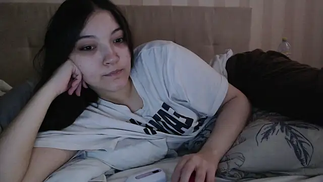 Snapshot of AlisaDevis chatting on 19, 4, 2026 AlisaDevis online show from 19, 4, 2026