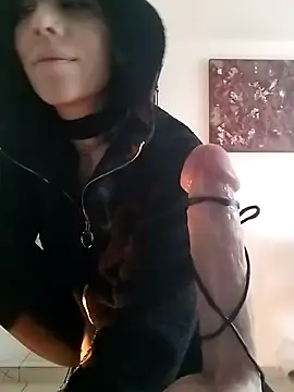 freyamoret online show from 10, 1, 2025