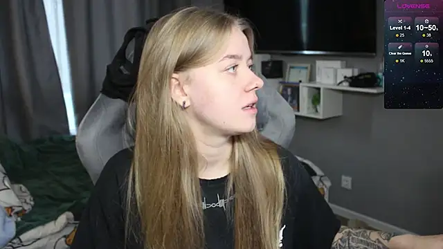 candy maggie online show from 10, 12, 2024