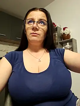 KristenVega online show from 7, 11, 2025