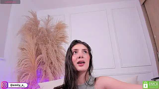 EmilyS   online show from 16, 5, 2026