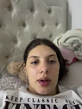 Snapshot of EmilyS__ chatting on 17, 7, 2026 EmilyS online show from 17, 7, 2026