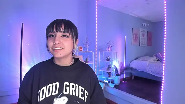 Snapshot of MaveParks_ chatting on 4, 11, 2025 MaveParks online show from 4, 11, 2025