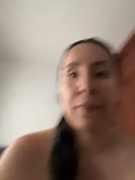 emely sexx20 online show from 2, 2, 2026