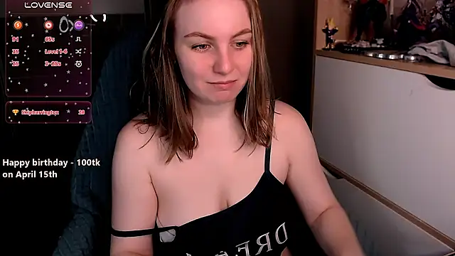 Snapshot of _wikki_ chatting on 21, 3, 2025 wikki online show from 21, 3, 2025