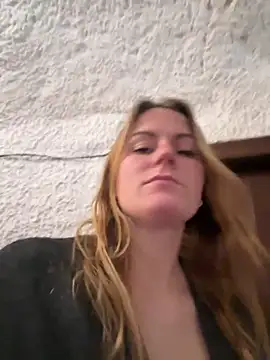 Snapshot of selenaluvv chatting on 16, 1, 2026 selenaluvv online show from 16, 1, 2026