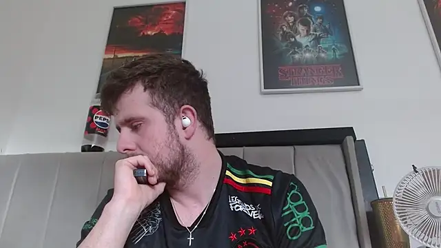 maxy49 online show from 11, 11, 2025