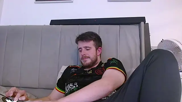 maxy49 online show from 14, 11, 2025