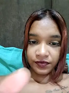 Snapshot of Indianqueen03 chatting on 24, 1, 2025 Indianqueen03 online show from 24, 1, 2025