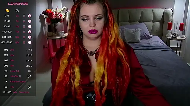 Miss Maya Mils online show from 26, 1, 2025