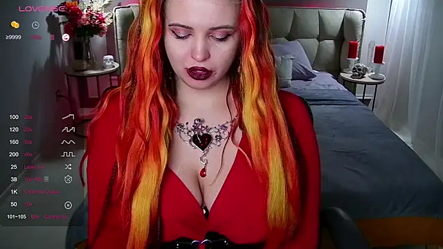 Miss Maya Mils online show from 2, 2, 2025