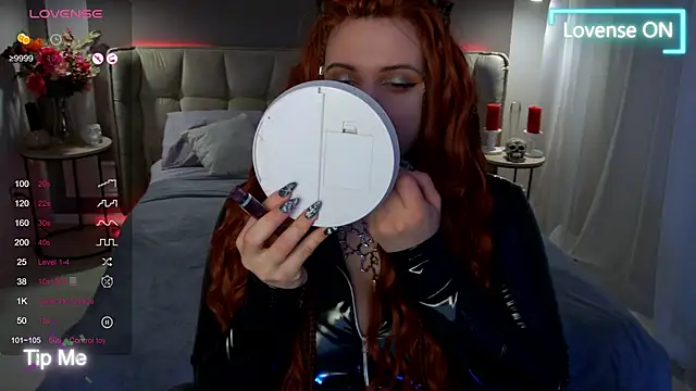 Miss Maya Mils online show from 16, 3, 2025