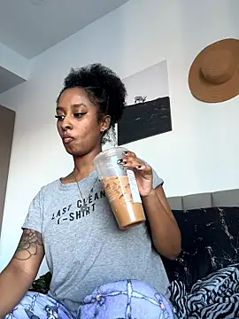 Your Paris online show from 15, 1, 2026