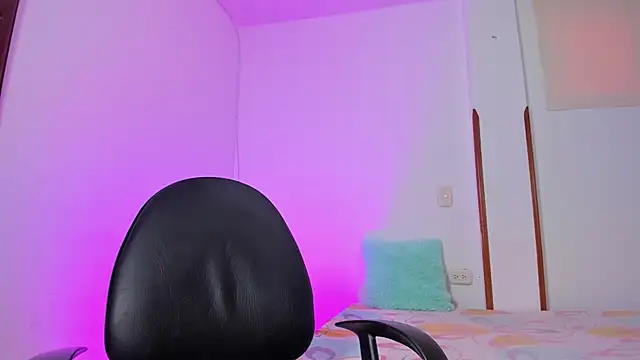 iris torrez  online show from 29, 1, 2025