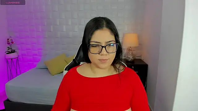 Snapshot of iris_torrez_ chatting on 4, 6, 2026 iris torrez online show from 4, 6, 2026