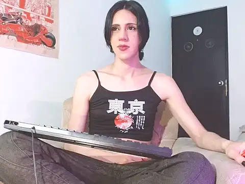 lucydreamm online show from 19, 7, 2026