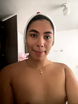 Snapshot of IsabelleFoxx_ chatting on 5, 11, 2025 IsabelleFoxx online show from 5, 11, 2025