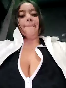 Snapshot of Cristal__04 chatting on 7, 3, 2025 Cristal 04 online show from 7, 3, 2025