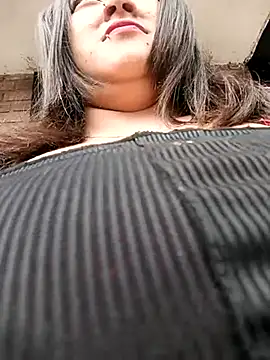 Snapshot of Cristal__04 chatting on 20, 3, 2025 Cristal 04 online show from 20, 3, 2025