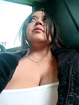 Snapshot of Cristal__04 chatting on 18, 10, 2025 Cristal 04 online show from 18, 10, 2025