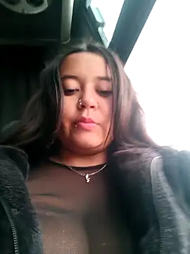 Snapshot of Cristal__04 chatting on 22, 10, 2025 Cristal 04 online show from 22, 10, 2025