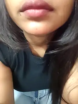 Snapshot of MohiniHott chatting on 13, 2, 2025 MohiniHott online show from 13, 2, 2025