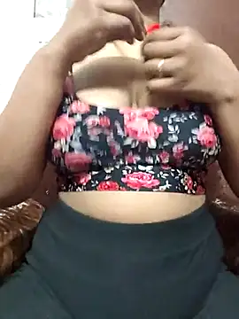Snapshot of MohiniHott chatting on 7, 3, 2025 MohiniHott online show from 7, 3, 2025