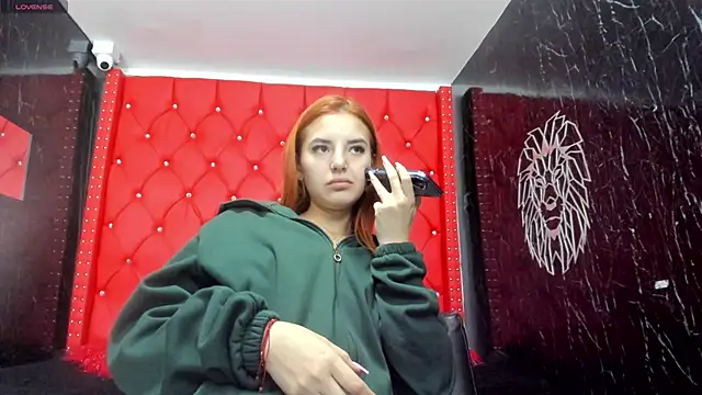 maee angels online show from 20, 3, 2025