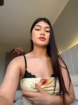 Snapshot of EmmaMartiinez chatting on 30, 4, 2026 EmmaMartiinez online show from 30, 4, 2026