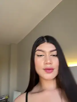Snapshot of EmmaMartiinez chatting on 30, 4, 2026 EmmaMartiinez online show from 30, 4, 2026