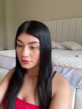 Snapshot of EmmaMartiinez chatting on 1, 5, 2026 EmmaMartiinez online show from 1, 5, 2026
