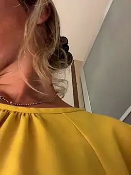 Snapshot of casalinga88 chatting on 18, 9, 2025 casalinga88 online show from 18, 9, 2025