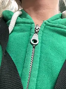 Snapshot of casalinga88 chatting on 5, 11, 2025 casalinga88 online show from 5, 11, 2025