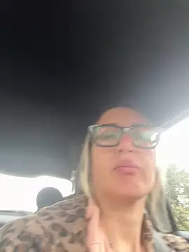 Snapshot of casalinga88 chatting on 16, 11, 2025 casalinga88 online show from 16, 11, 2025