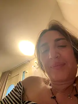 Snapshot of casalinga88 chatting on 22, 11, 2025 casalinga88 online show from 22, 11, 2025