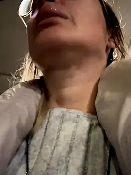 Snapshot of casalinga88 chatting on 22, 11, 2025 casalinga88 online show from 22, 11, 2025