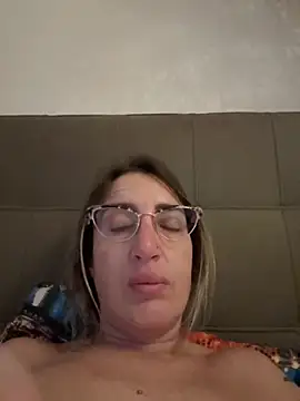 Snapshot of casalinga88 chatting on 2, 12, 2025 casalinga88 online show from 2, 12, 2025