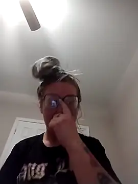 xWhoreAbleX Pika online show from 1, 11, 2025