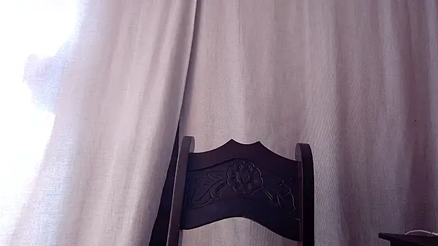 Snapshot of tara_rios chatting on 19, 4, 2026 tara rios online show from 19, 4, 2026