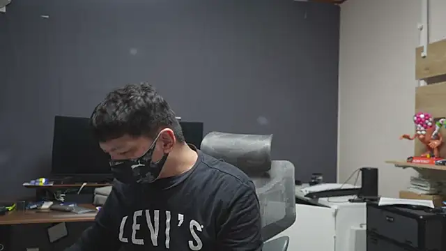 Snapshot of tokimori chatting on 2, 2, 2025 tokimori online show from 2, 2, 2025